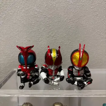 가면라이더 파이즈 전왕 가부토 피규어