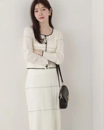 택 포함 새상품 프로포션 바디 드레싱 시스루 니트 SETUP 화이트