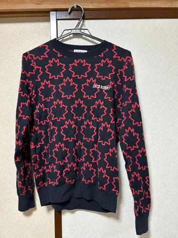 잭 버니 빨검 잎사귀 무늬 스웨터 사이즈 1