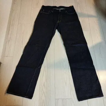 YOKOHAMA 다크 블루 데님 스트레이트