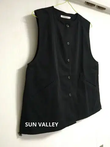 SUN VALLEY TC 나일론 피치 기모 크루넥 베스트