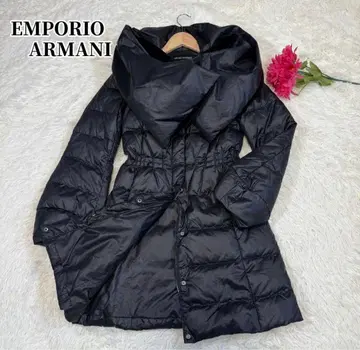 EMPORIO ARMANI 블랙 다운 자켓