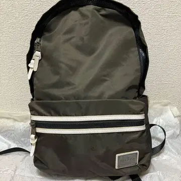 MAKAVELIC 올리브 그린 백팩