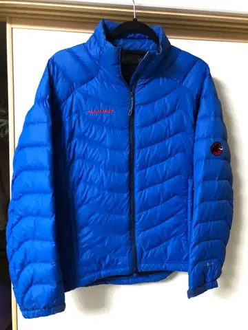 마무트 프리라이트 다운 자켓 아시아 M 사이즈 블루