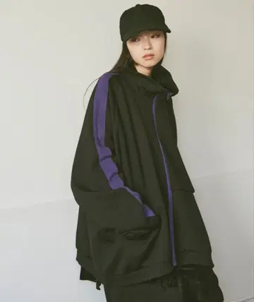 Utusiyo 트랙 재킷