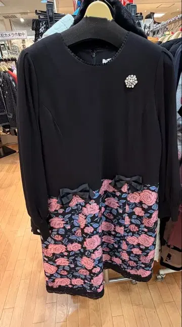 Super Beauty 꽃무늬 무릎 기장 원피스 44