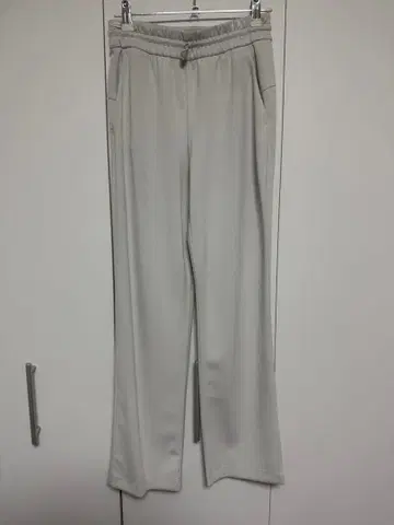 Lululemon 와이드 레그 팬츠 xs 사이즈 라이트 아이보리