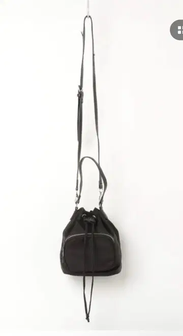 Lveu. 블랙 2WAY 백