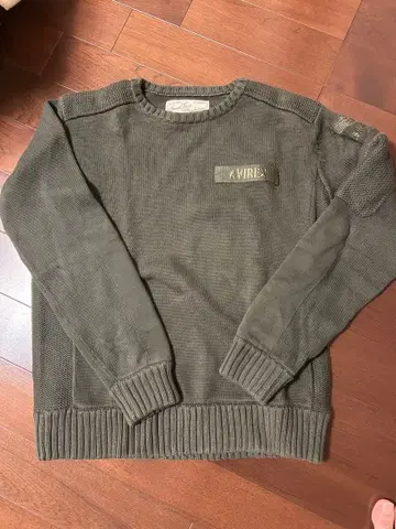 AVIREX 니트 스웨터