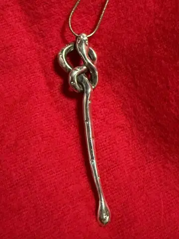 레어 극비품 hyde 착용 gunda 스텔스 다이아 목걸이