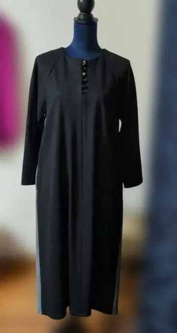 아두이트리스테스 이후 체크 가슴 버튼 슬림해 보이는 원피스 울 혼방