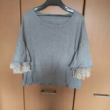 프랑슈리페 소매 레이스 T셔츠