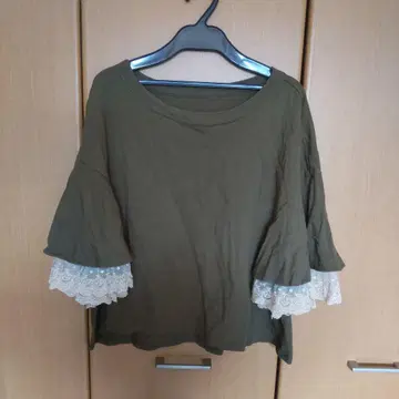 프랑슈리페 소매 레이스 T셔츠