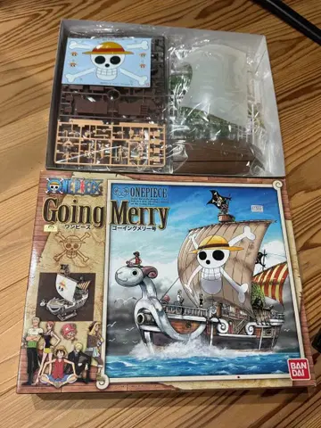 원피스 고잉 멜리호 내부 가방 미개봉 상자 흠집