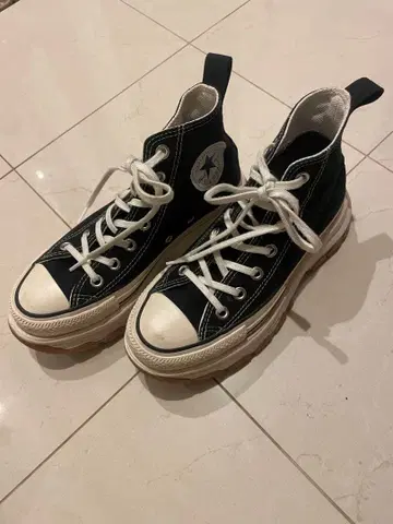 컨버스 Chuck Taylor 하이컷 통굽 스니커즈 23cm