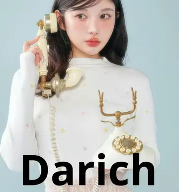 다리치 팬시 컬러 자수 니트탑