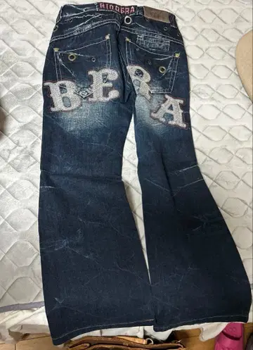 RIOBERA 자수 로고 플레어 데님