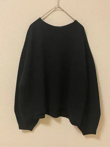 이에나 미사용 엑스트라 파인 라무 크루 풀오버 블랙