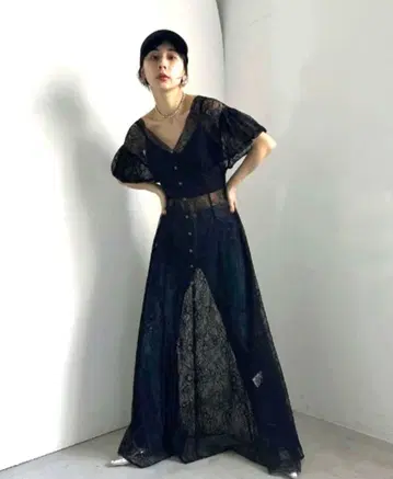 SCALLOP LACE EMPIRE DRESS ameri vintage