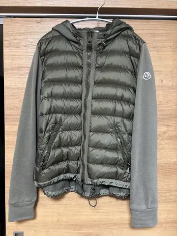MONCLER 다운 파카