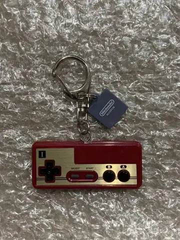 닌텐도 패미컴 컨트롤러 키링