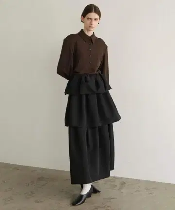 새상품급 CLANE FRILL TIERED SKIRT