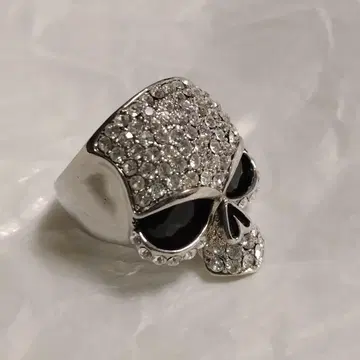 스컬 반지 크리스탈 TYPE- B 16호 흠집 있음