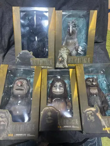 미개봉품 메디컴 토이 괴수들이 있는 곳 5체 세트