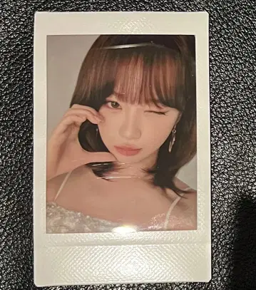 르세라핌 EASY CRAZY HOT 폴라로이드 채원 트레이딩 카드