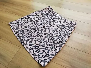 Black&White 블랙 앤 화이트 총 로고 미니 스커트