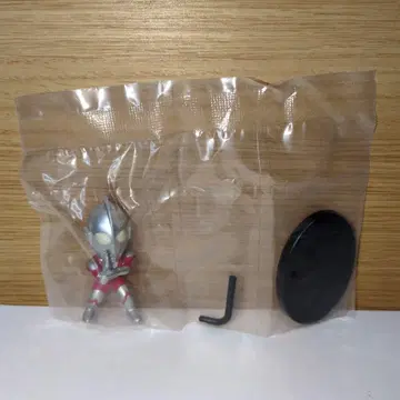 CONVERGE MOTION 울트라맨 1 01. 울트라맨