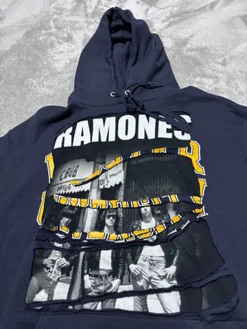 챔피온 RAMONES 후드티