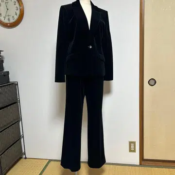 레리안 벨벳 블랙 팬츠 수트