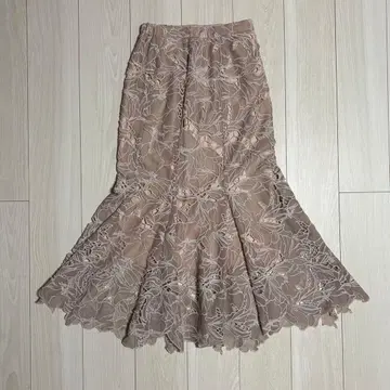 [ snidel ] 커팅 레이스 머메이드 스커트 SWFS211123