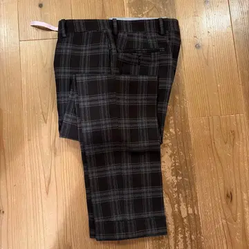 edifice 블랙과 그레이 체크 무늬 슬랙스