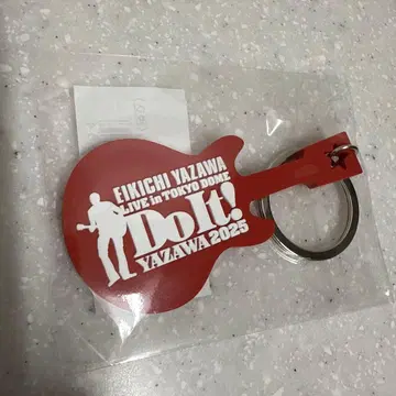 미개봉 새상품 기타 모양 키링 2025년 도쿄돔 한정품