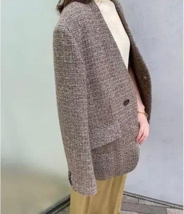 MIESROHE 노카라 재킷