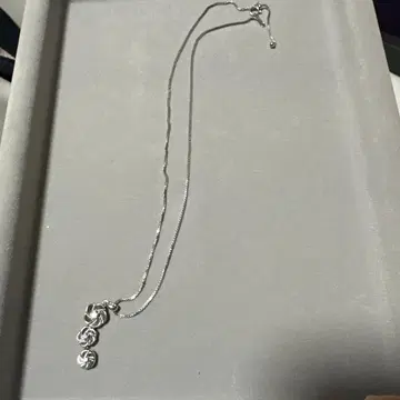 까멜리아 플라워 모티브 다이아몬드 목걸이 펜던트