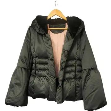 새상품급 TO BE CHIC 다운 자켓 42 블랙 고급스러움 투 비 시크