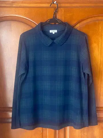 맥레거 우먼 카라 부착 티셔츠 L 사이즈 새상품급