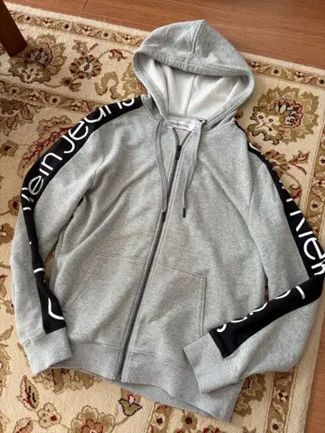 캘빈클라인 후드티