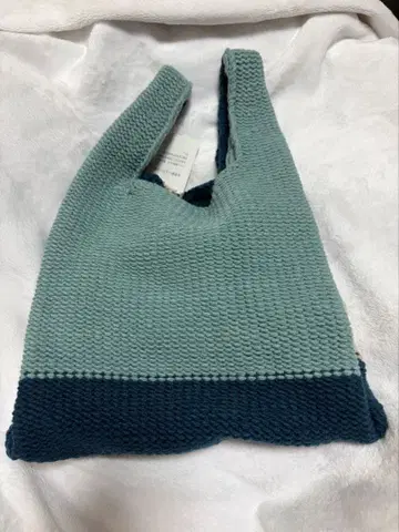 팔라스 팰리스 니트 백