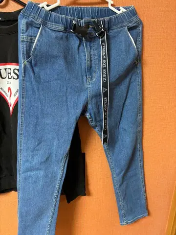 GUESS 데님 팬츠 남성용