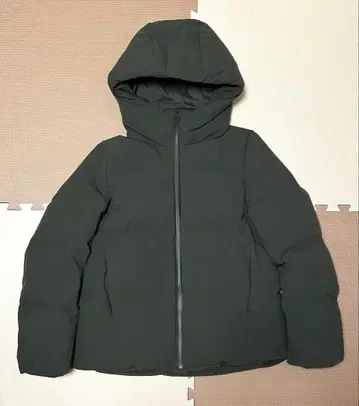 [최종 가격] UNIQLO 심리스 다운 후드티 (OLIVE)