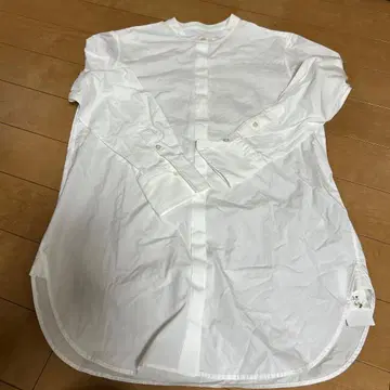 새상품 23구 긴팔 셔츠 38 사이즈