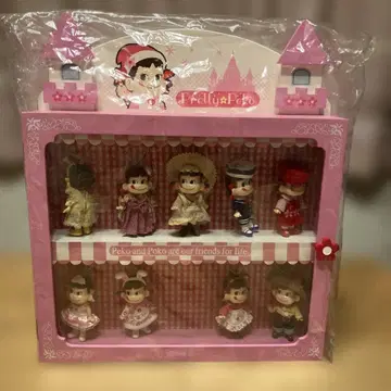 프리티 페코 인형의 집 피규어