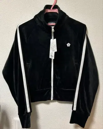 마리콴트 정품 벨로아 자켓 짧은 기장 택 포함 새상품