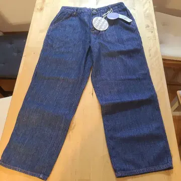 라쿠샤레 컬렉션 실루엣 팬츠 LL 사이즈