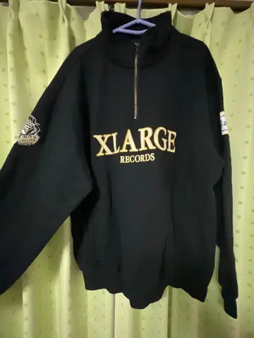 XLARGE 블랙 하프 지퍼 트레이닝복