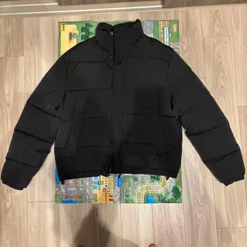 ZARA 블랙 다운 자켓